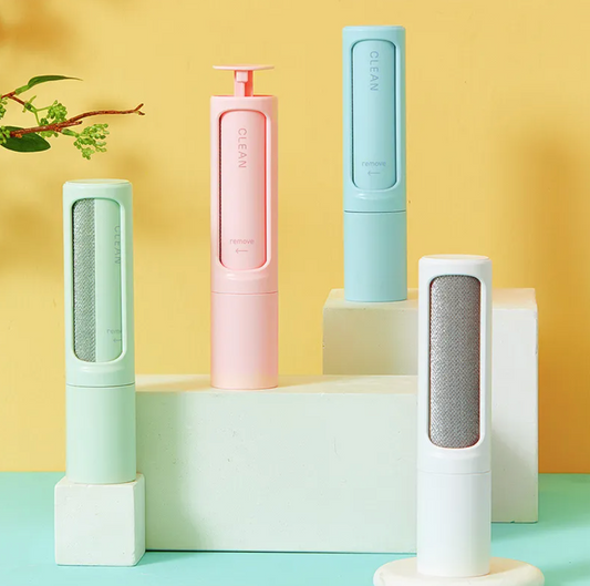 2-in-1 Reusable Pet Hair Remover & Self-Cleaning Lint Roller
